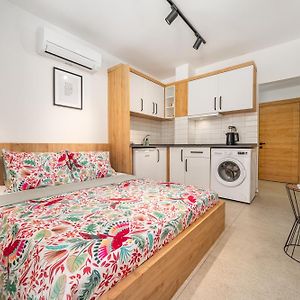 Ek Binadaki Studio Apart Odası